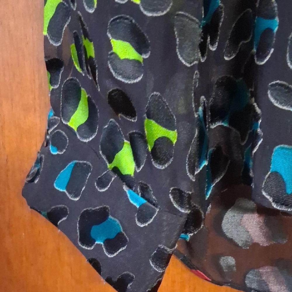 Alice + Olivia Sheer Black Blouse with Multicolor Print - Picture 9 of 11